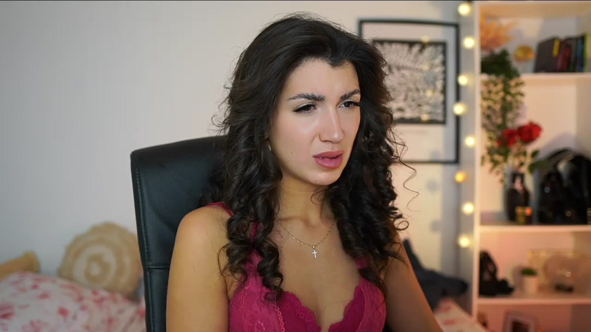 Gallery image thumbnail from Julia_Roca's myfreecams stream on, 02/16/2025, 18:56 image 18 of 20