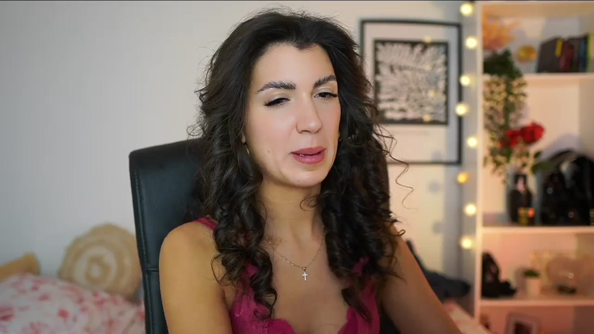 Gallery image thumbnail from Julia_Roca's myfreecams stream on, 02/16/2025, 18:56 image 19 of 20