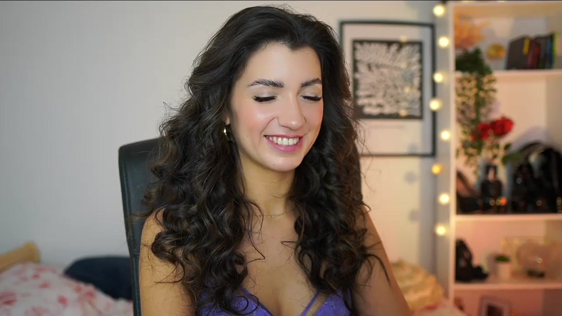 Gallery image thumbnail from Julia_Roca's myfreecams stream on, 02/17/2025, 12:25 image 11 of 20