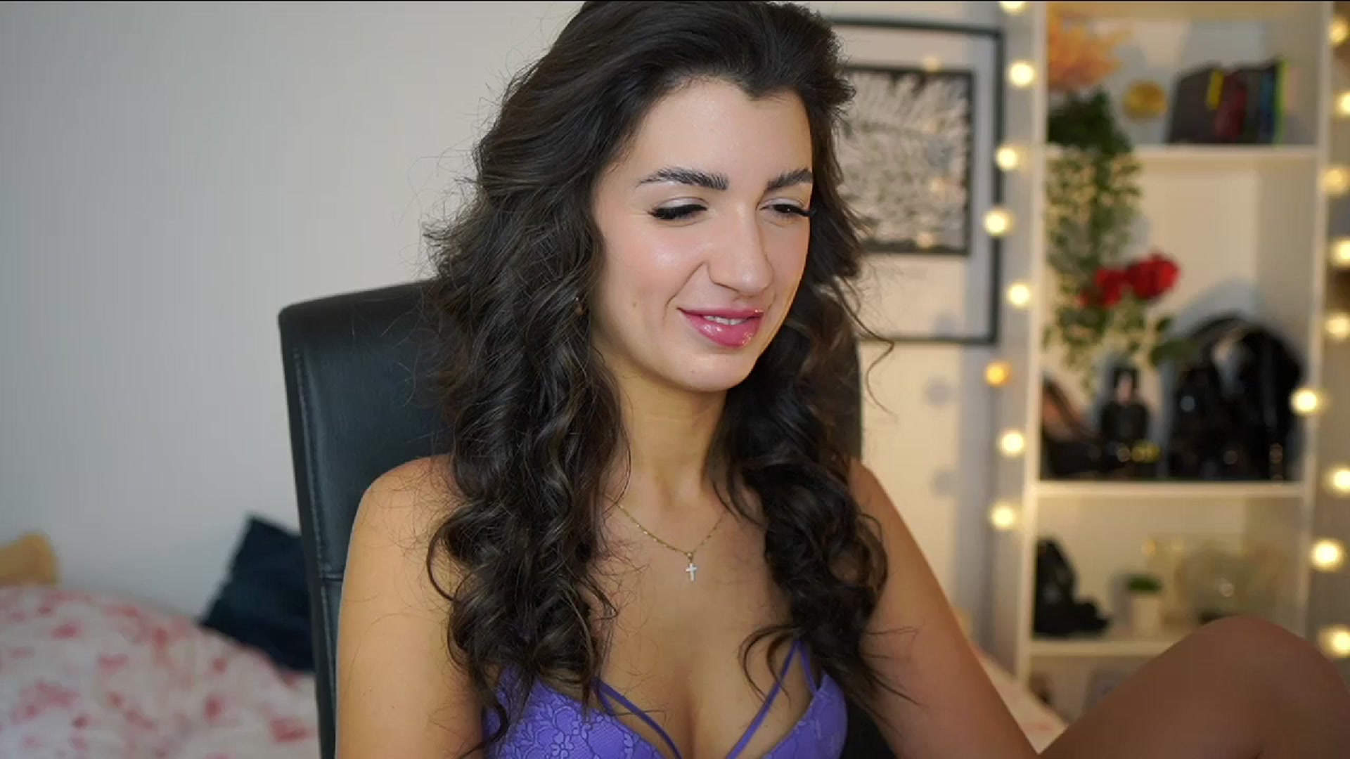 Gallery image thumbnail from Julia_Roca's myfreecams stream on, 02/17/2025, 14:10 image 1 of 20