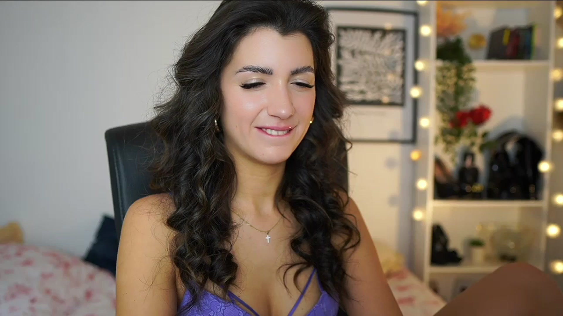 Gallery image thumbnail from Julia_Roca's myfreecams stream on, 02/17/2025, 14:10 image 18 of 20