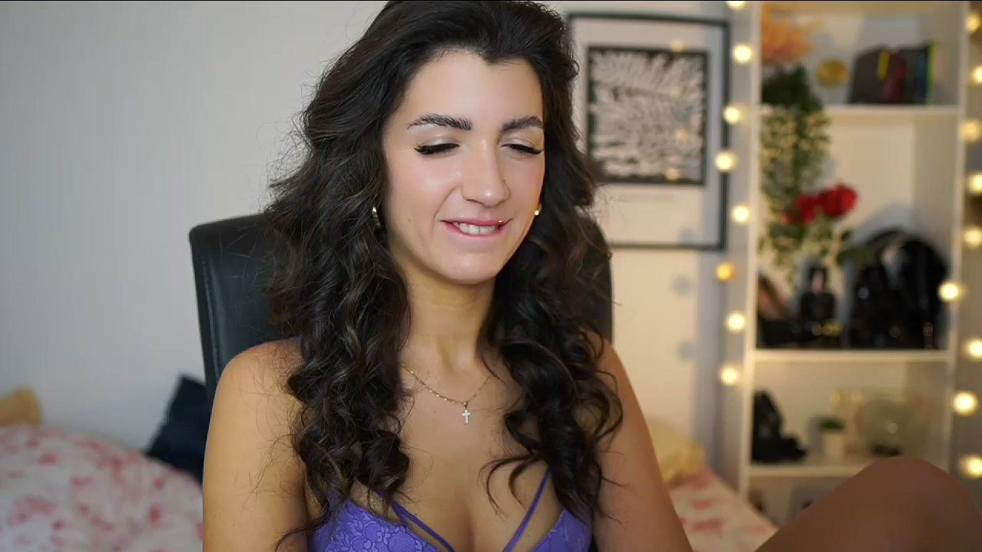 Gallery image thumbnail from Julia_Roca's myfreecams stream on, 02/17/2025, 14:10 image 14 of 20