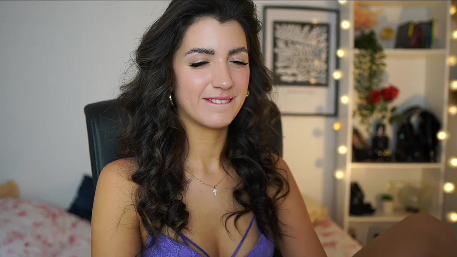 Gallery image thumbnail from Julia_Roca's myfreecams stream on, 02/17/2025, 14:10 image 19 of 20