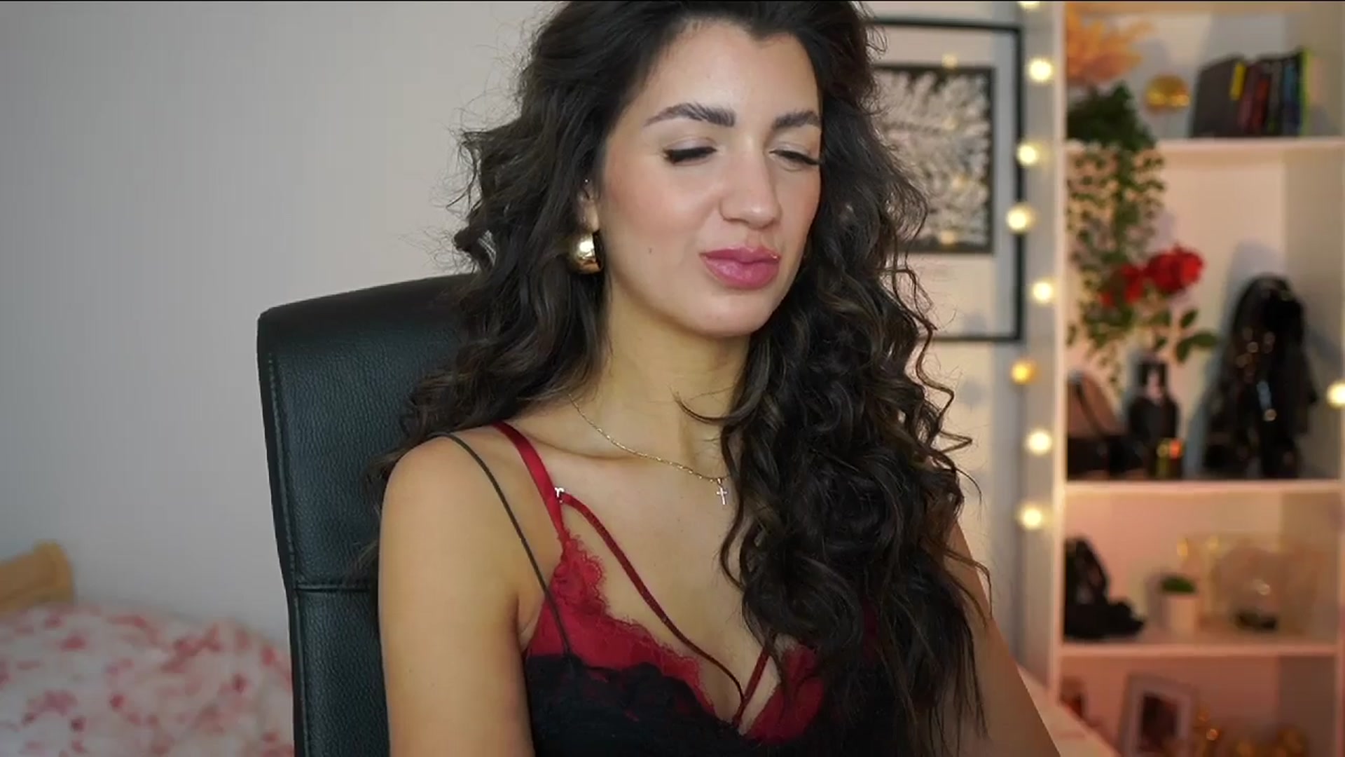 Gallery image thumbnail from Julia_Roca's myfreecams stream on, 02/20/2025, 15:14 image 9 of 20