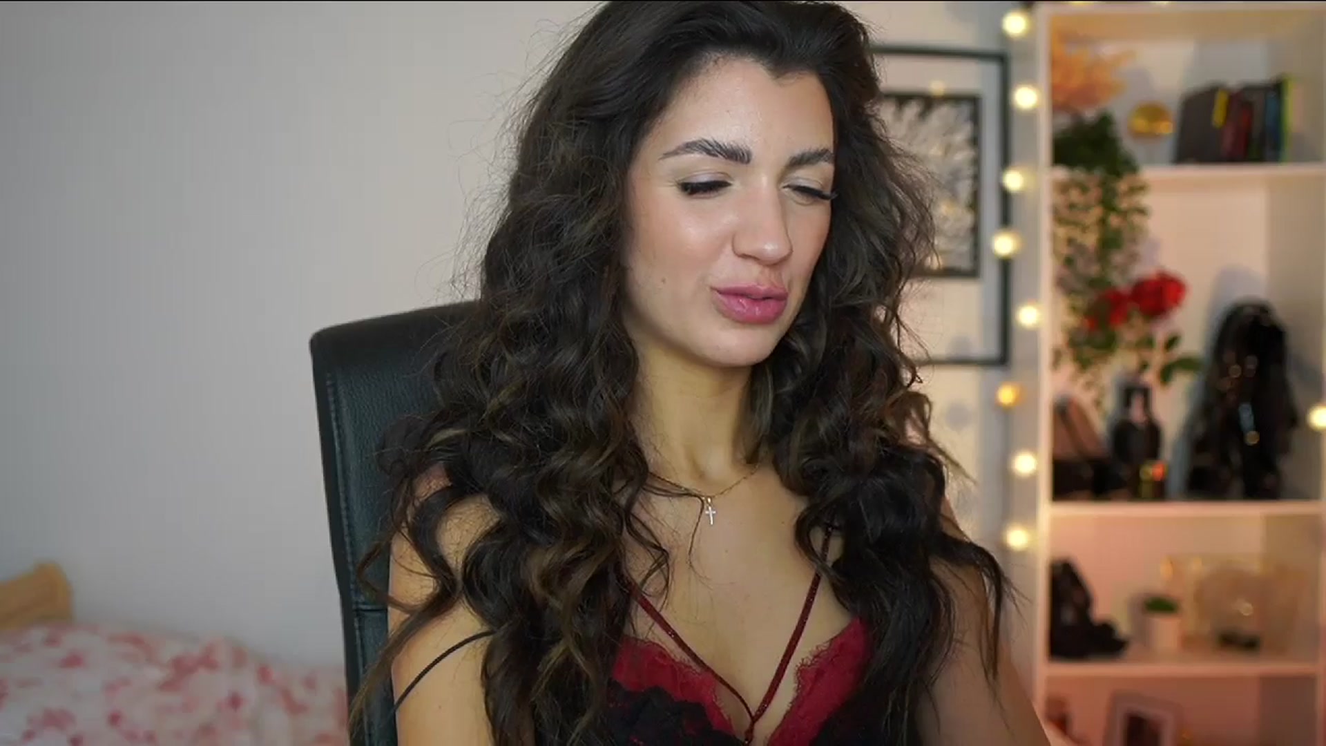 Gallery image thumbnail from Julia_Roca's myfreecams stream on, 02/20/2025, 15:14 image 16 of 20
