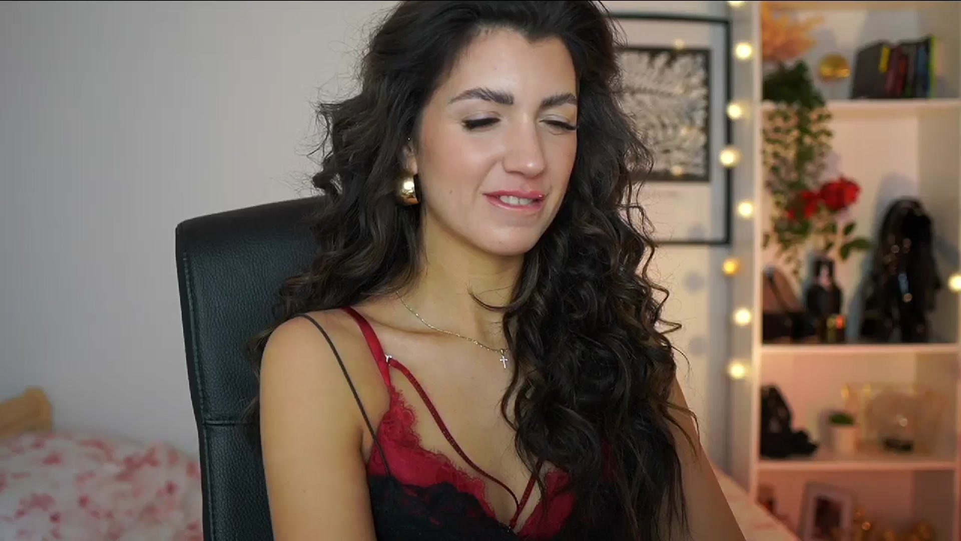 Gallery image thumbnail from Julia_Roca's myfreecams stream on, 02/20/2025, 15:14 image 10 of 20