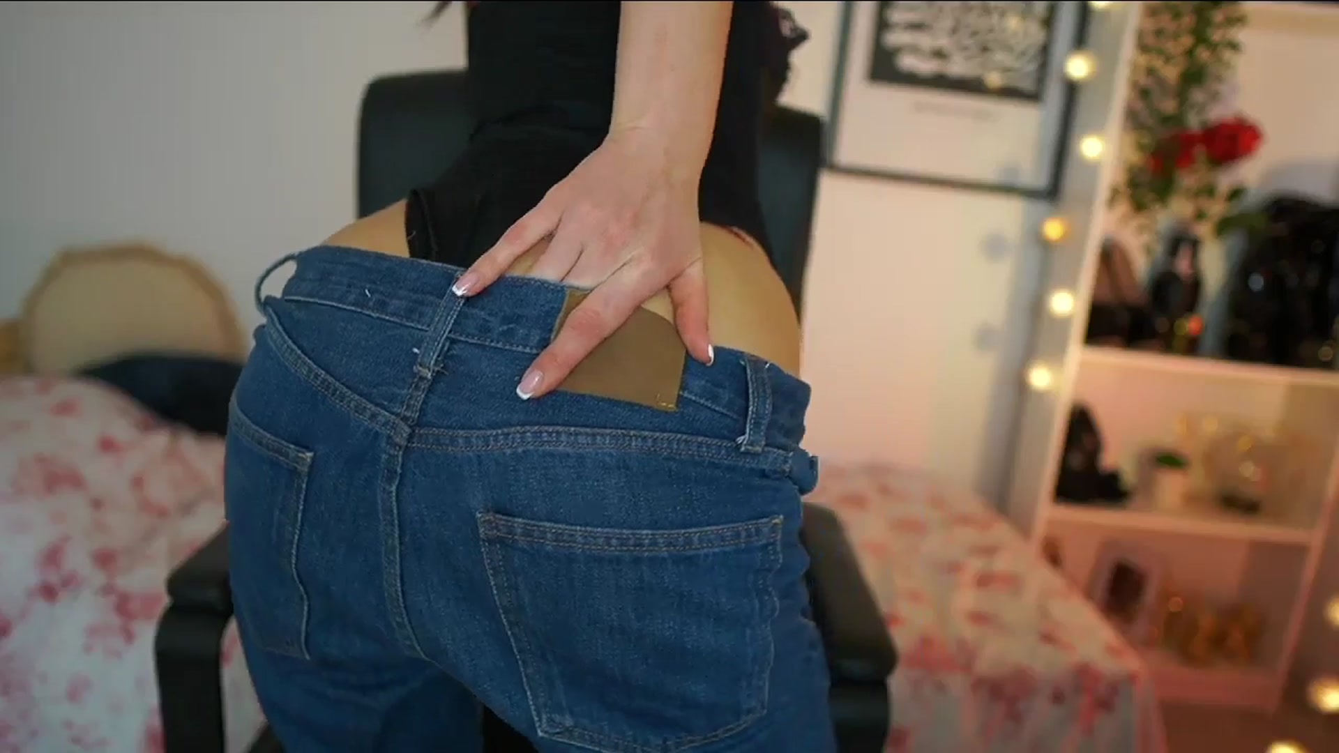 Gallery image thumbnail from Julia_Roca's myfreecams stream on, 02/20/2025, 16:45 image 15 of 20