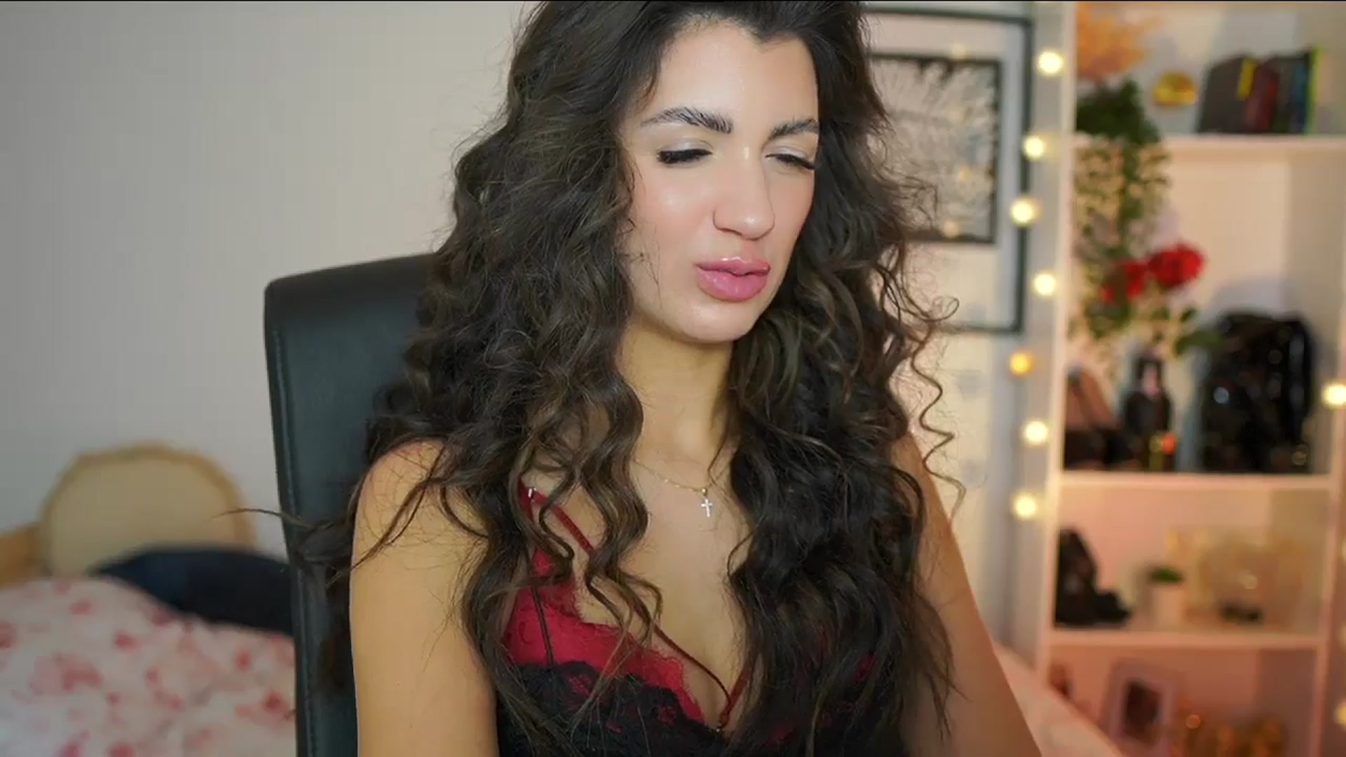 Gallery image thumbnail from Julia_Roca's myfreecams stream on, 02/20/2025, 16:45 image 7 of 20