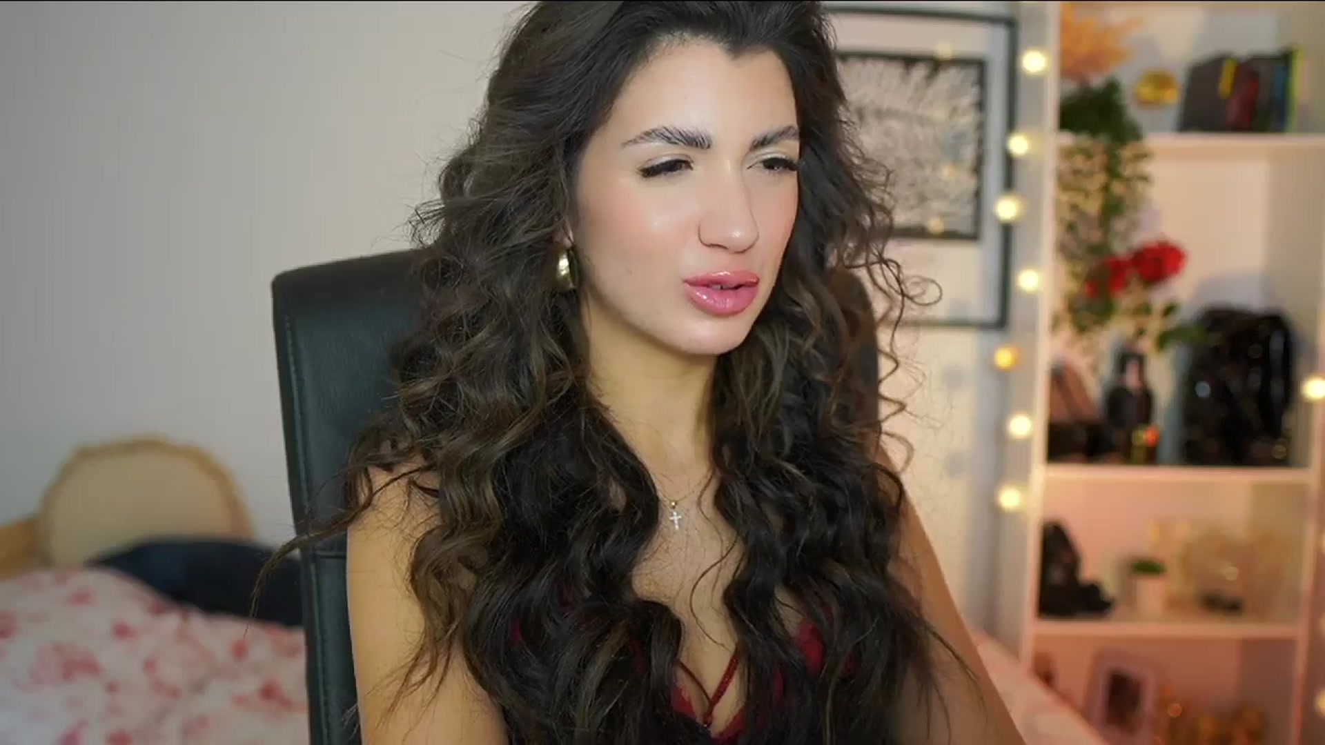 Gallery image thumbnail from Julia_Roca's myfreecams stream on, 02/20/2025, 16:45 image 4 of 20