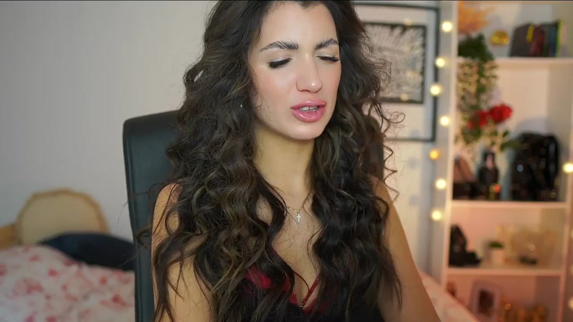Gallery image thumbnail from Julia_Roca's myfreecams stream on, 02/20/2025, 16:45 image 5 of 20