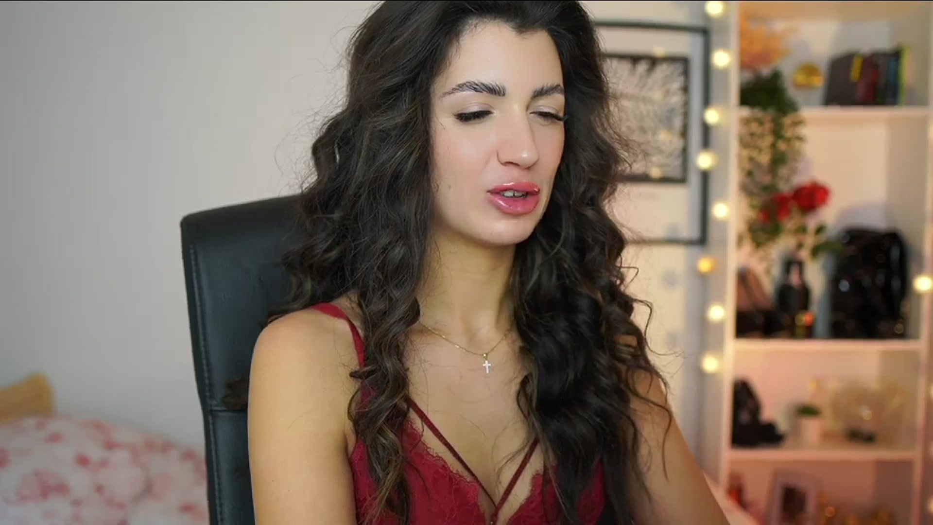 Gallery image thumbnail from Julia_Roca's myfreecams stream on, 02/20/2025, 19:10 image 2 of 20