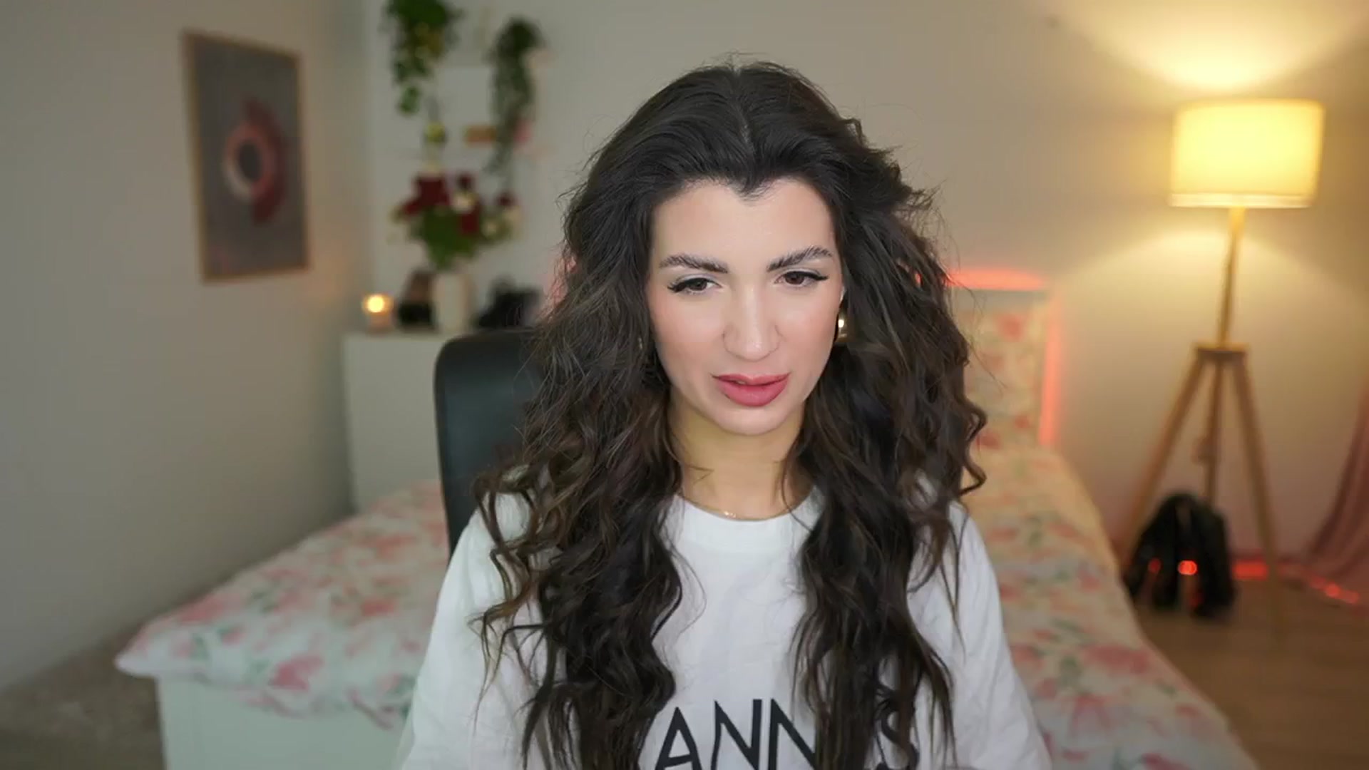 Gallery image thumbnail from Julia_Roca's myfreecams stream on, 02/24/2025, 10:47 image 9 of 20