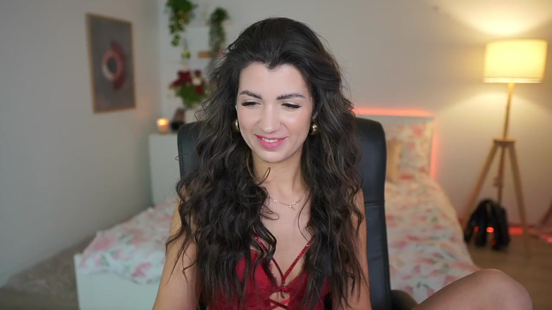 Gallery image thumbnail from Julia_Roca's myfreecams stream on, 02/24/2025, 13:12 image 15 of 20