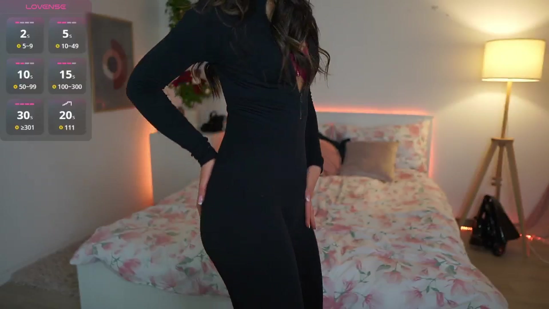 Gallery image thumbnail from Julia_Roca's myfreecams stream on, 02/27/2025, 15:00 image 15 of 20