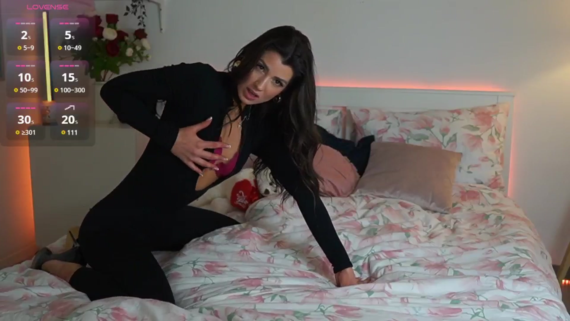 Gallery image thumbnail from Julia_Roca's myfreecams stream on, 02/27/2025, 17:01 image 12 of 20