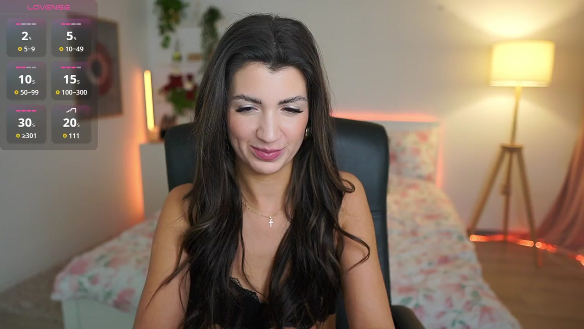 Gallery image thumbnail from Julia_Roca's myfreecams stream on, 03/01/2025, 12:05 image 19 of 20