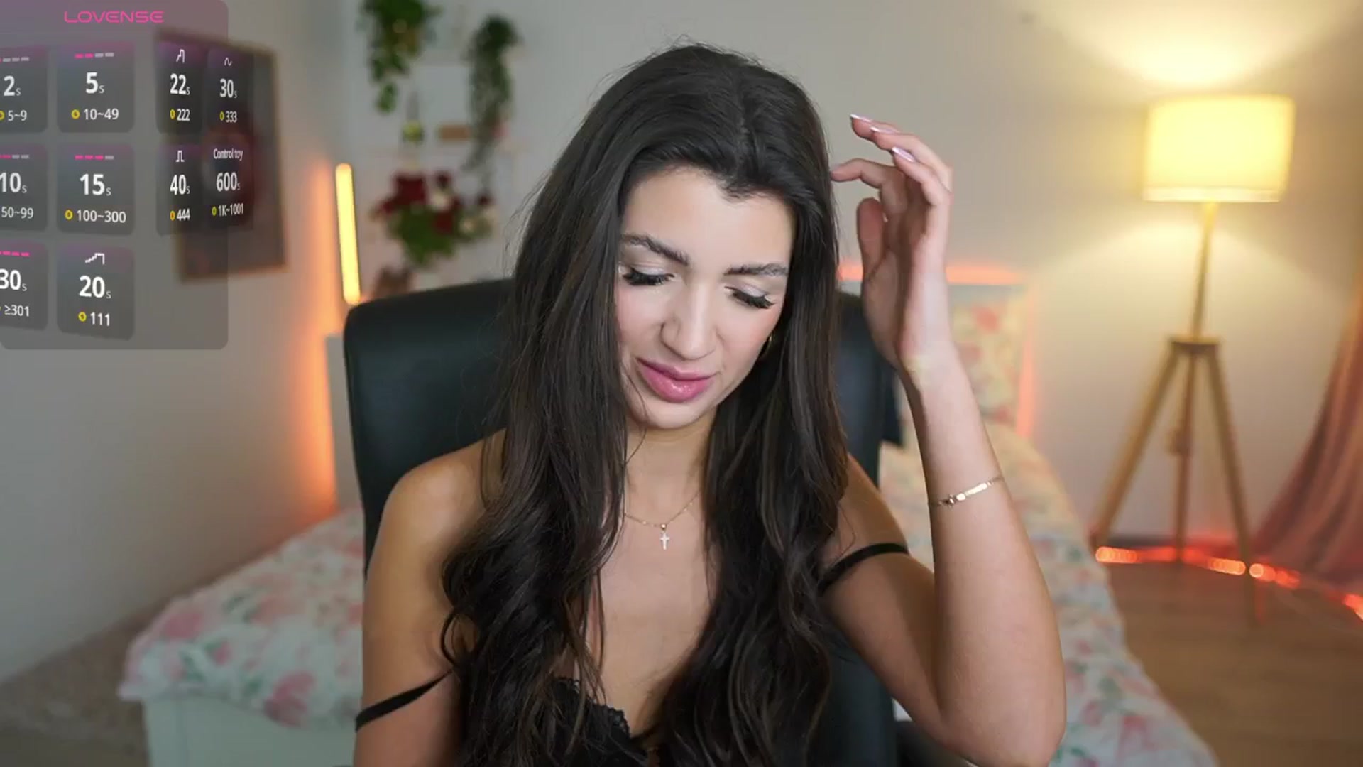 Gallery image thumbnail from Julia_Roca's myfreecams stream on, 03/01/2025, 12:05 image 18 of 20