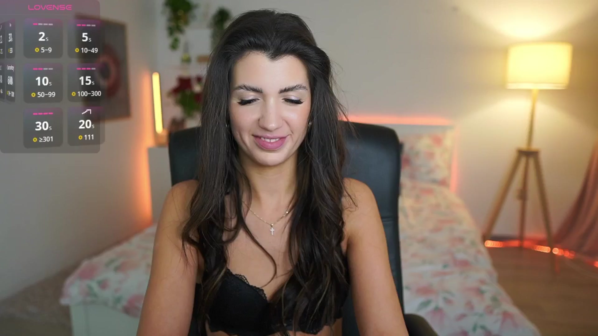 Gallery image thumbnail from Julia_Roca's myfreecams stream on, 03/01/2025, 13:40 image 13 of 20