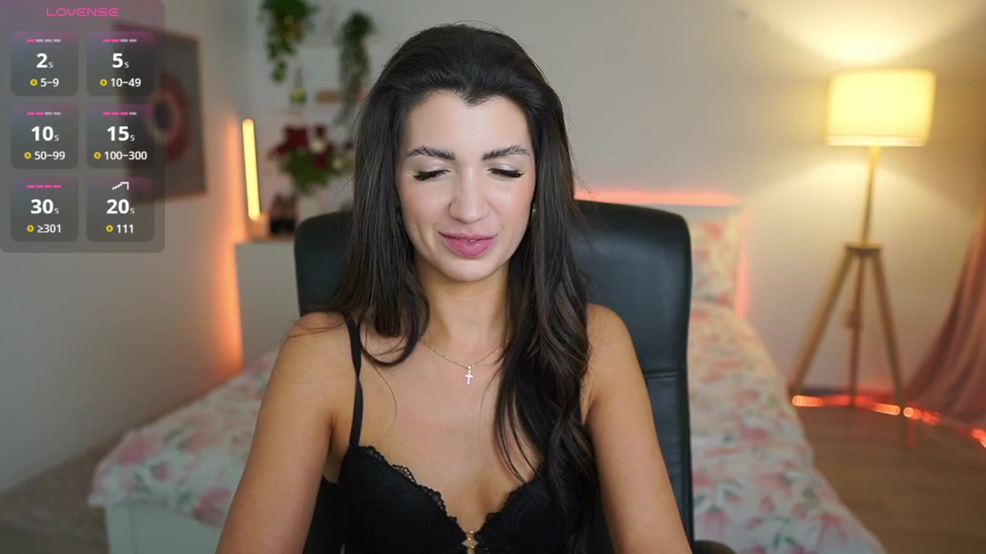 Gallery image thumbnail from Julia_Roca's myfreecams stream on, 03/01/2025, 13:40 image 11 of 20