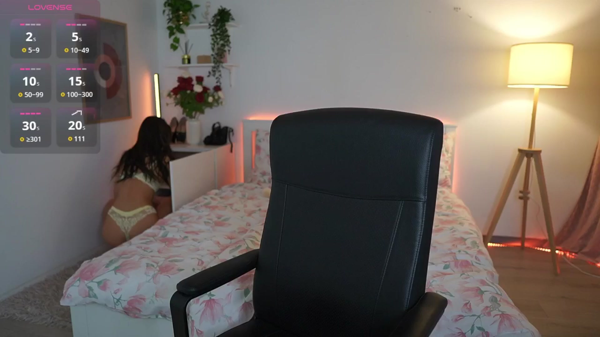 Gallery image thumbnail from Julia_Roca's myfreecams stream on, 03/01/2025, 13:40 image 19 of 20