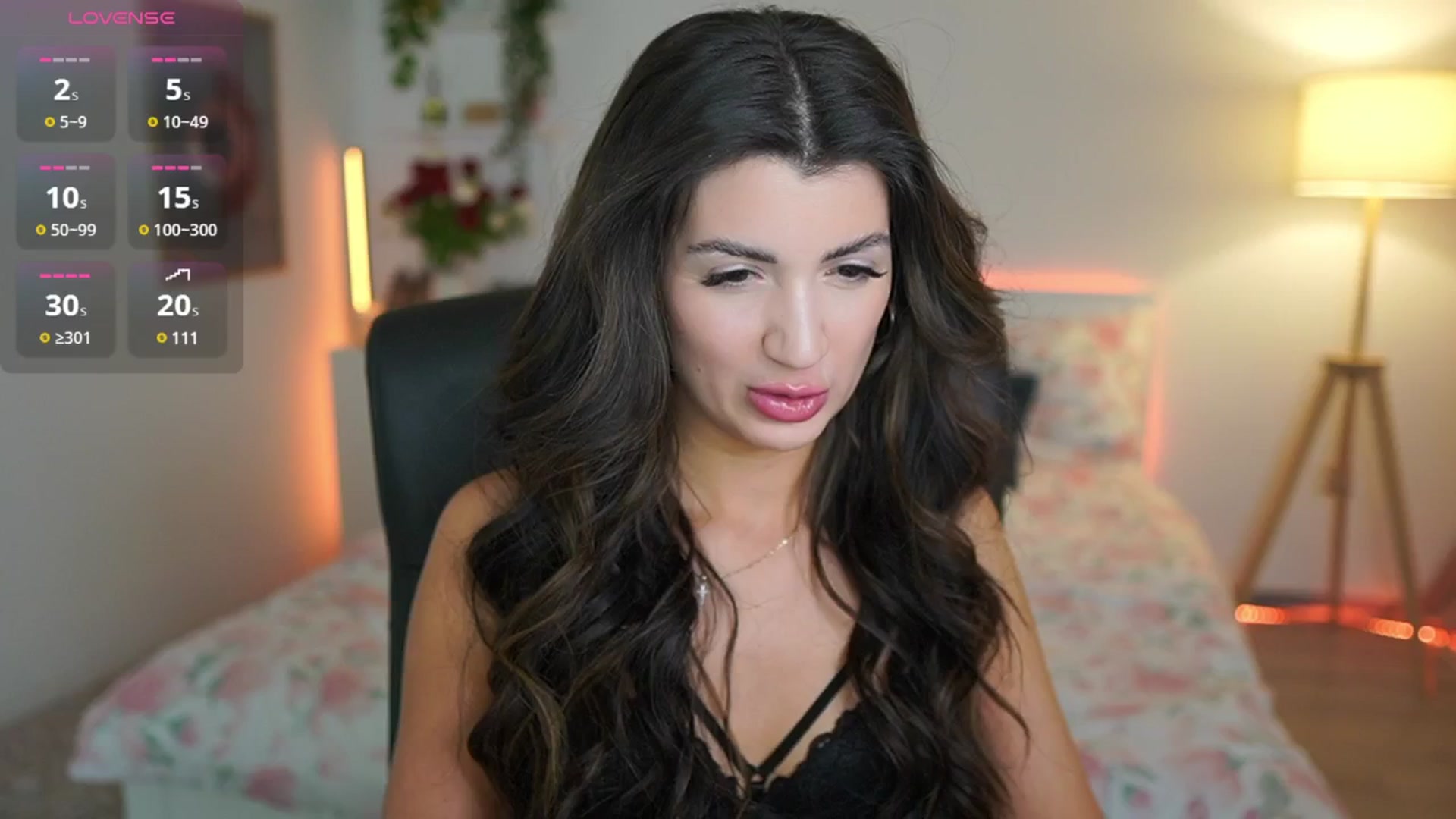 Gallery image thumbnail from Julia_Roca's myfreecams stream on, 03/03/2025, 21:03 image 2 of 20