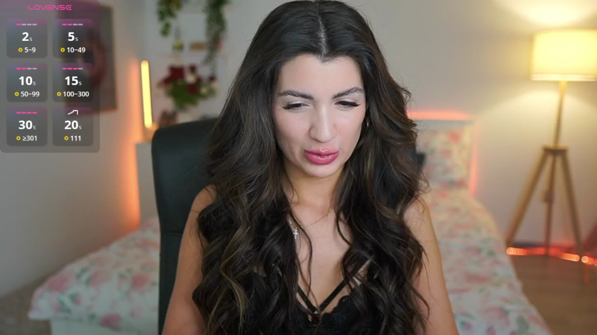 Gallery image thumbnail from Julia_Roca's myfreecams stream on, 03/03/2025, 21:03 image 4 of 20