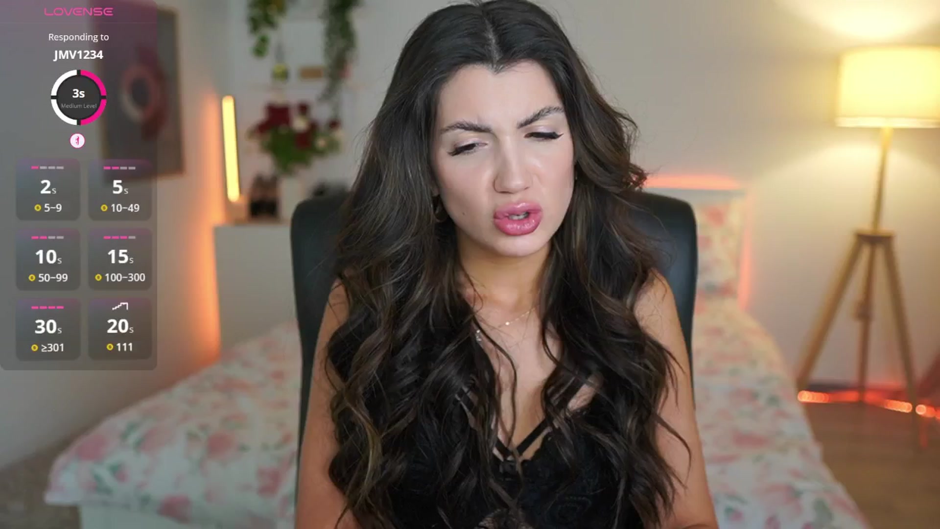 Gallery image thumbnail from Julia_Roca's myfreecams stream on, 03/03/2025, 21:03 image 7 of 20