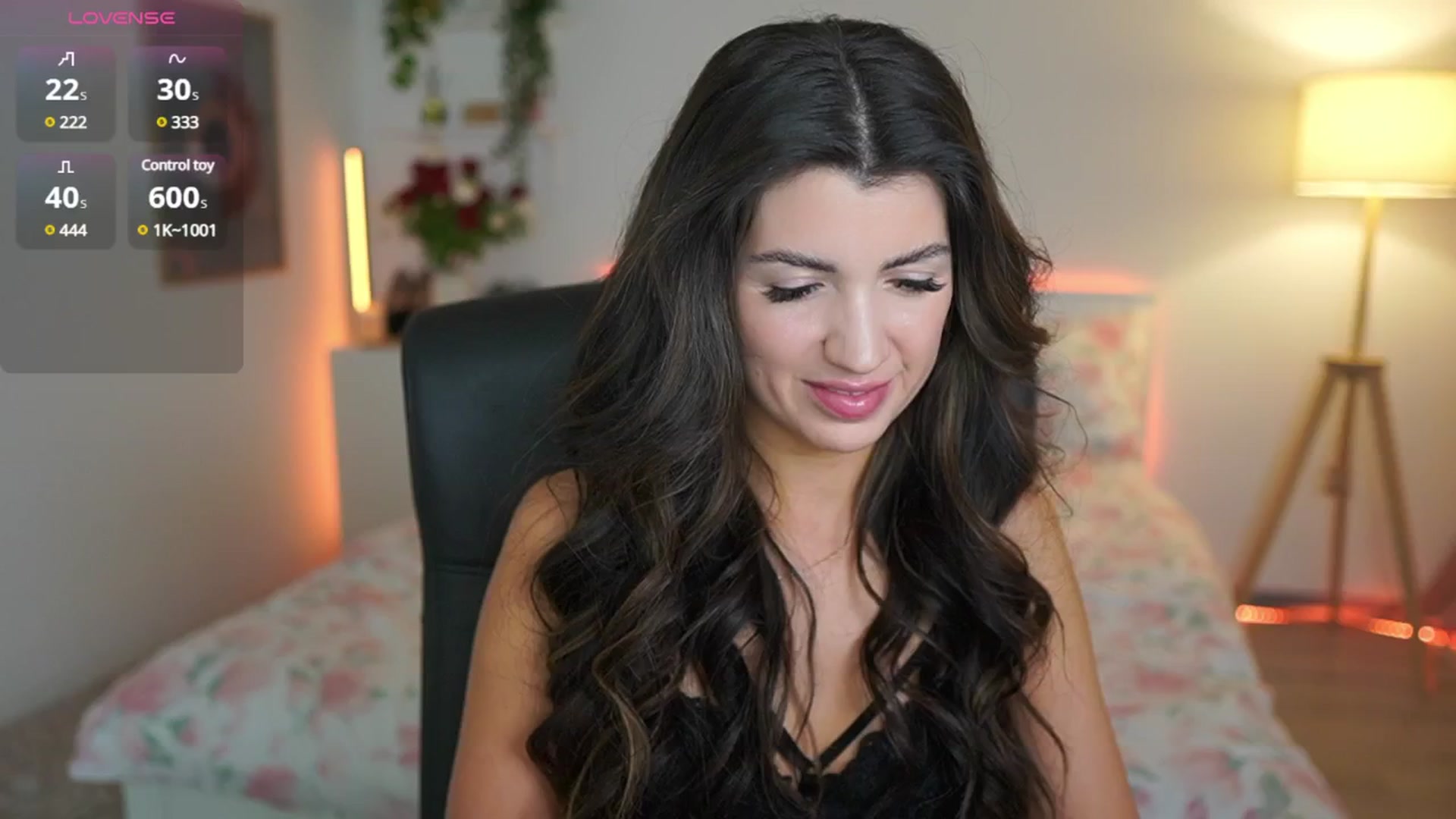 Gallery image thumbnail from Julia_Roca's myfreecams stream on, 03/03/2025, 21:03 image 10 of 20