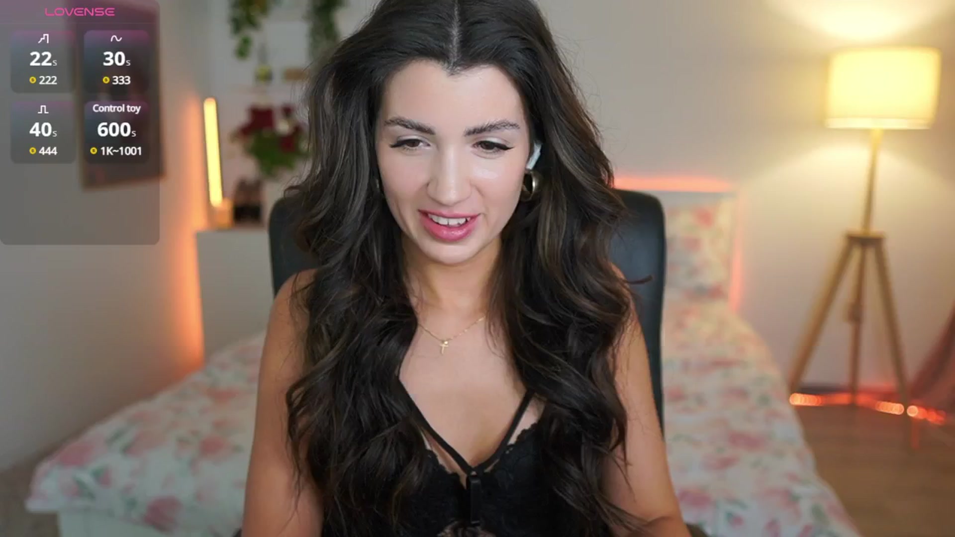 Gallery image thumbnail from Julia_Roca's myfreecams stream on, 03/03/2025, 22:58 image 13 of 20