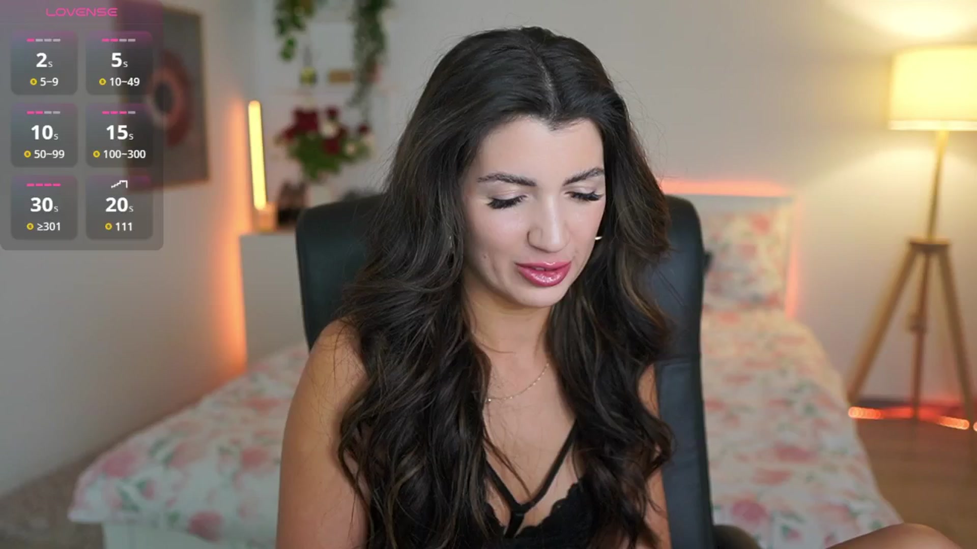 Gallery image thumbnail from Julia_Roca's myfreecams stream on, 03/03/2025, 22:58 image 1 of 20