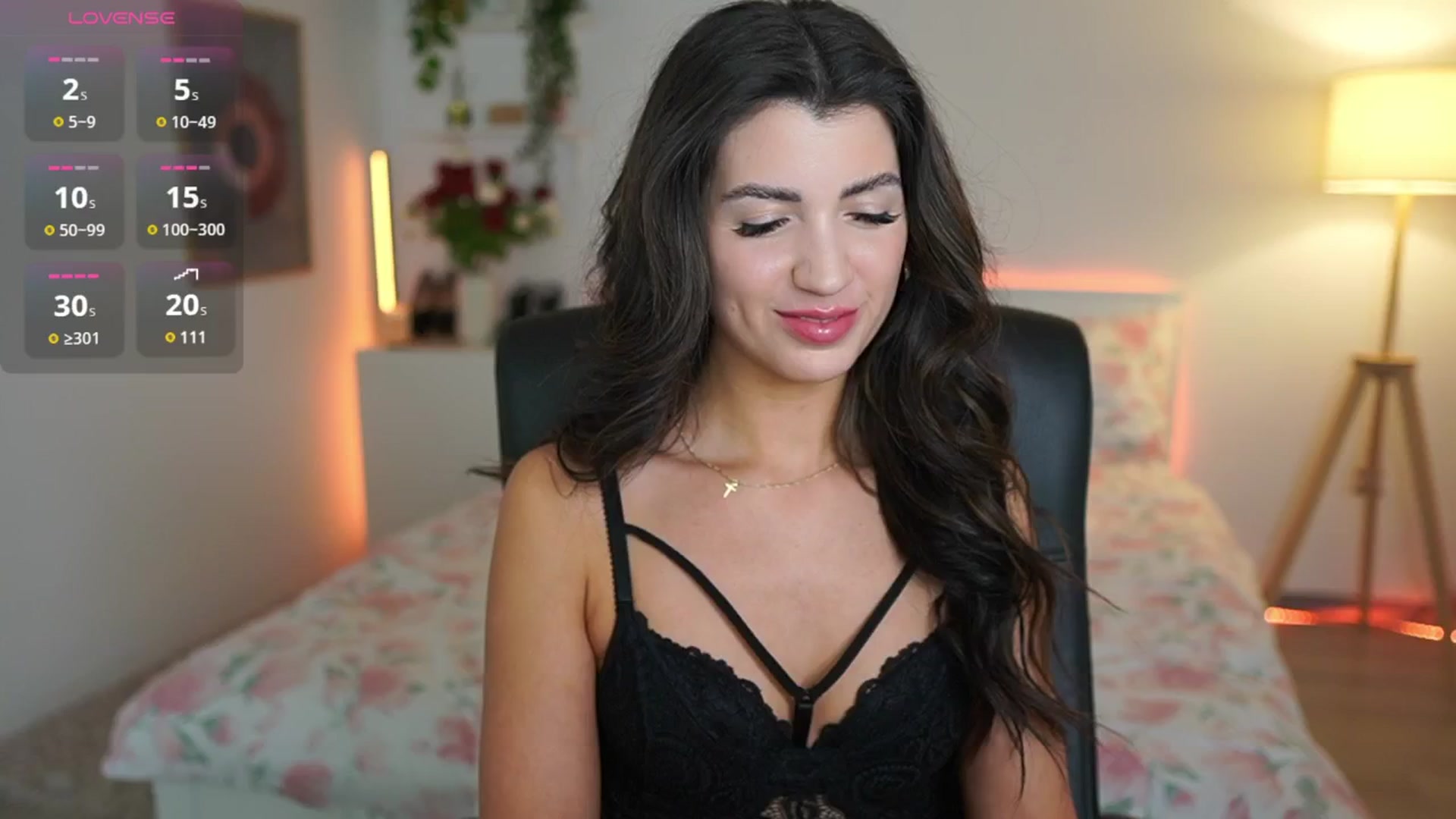 Gallery image thumbnail from Julia_Roca's myfreecams stream on, 03/03/2025, 22:58 image 7 of 20