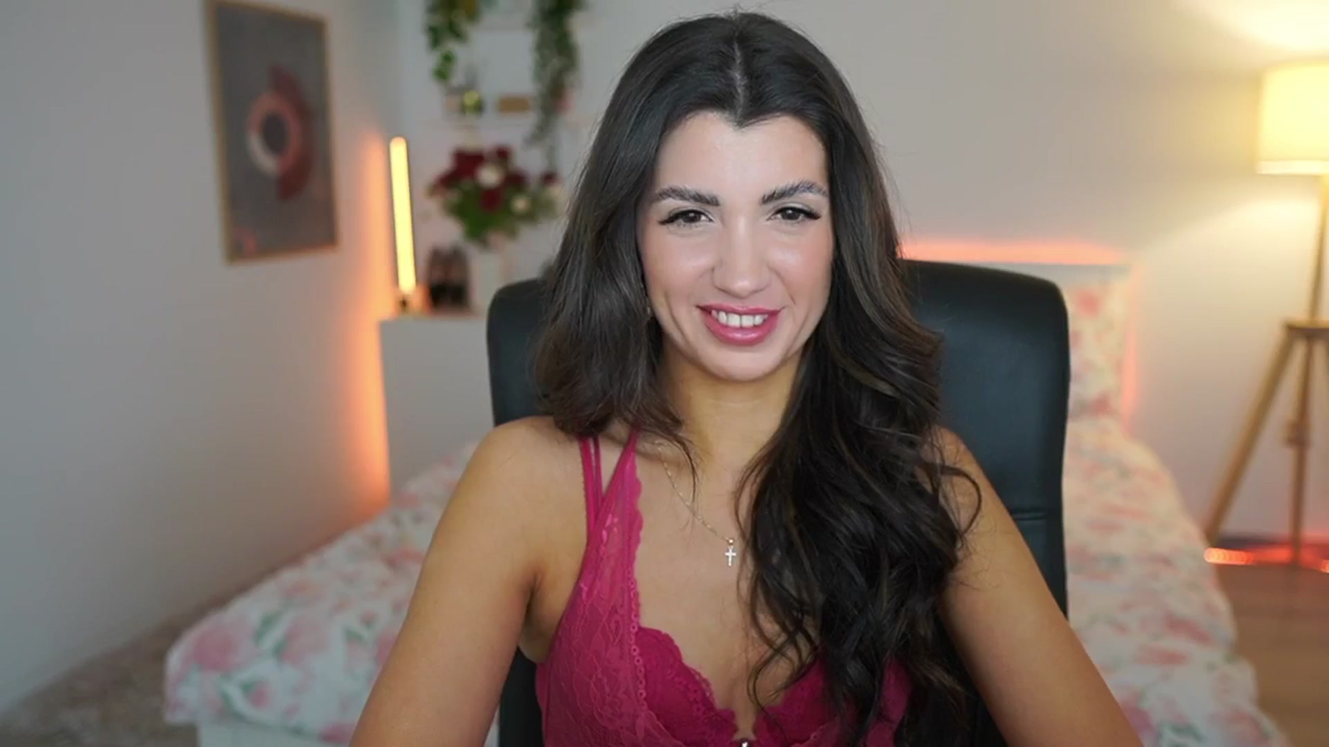 Gallery image thumbnail from Julia_Roca's myfreecams stream on, 03/08/2025, 20:23 image 3 of 20