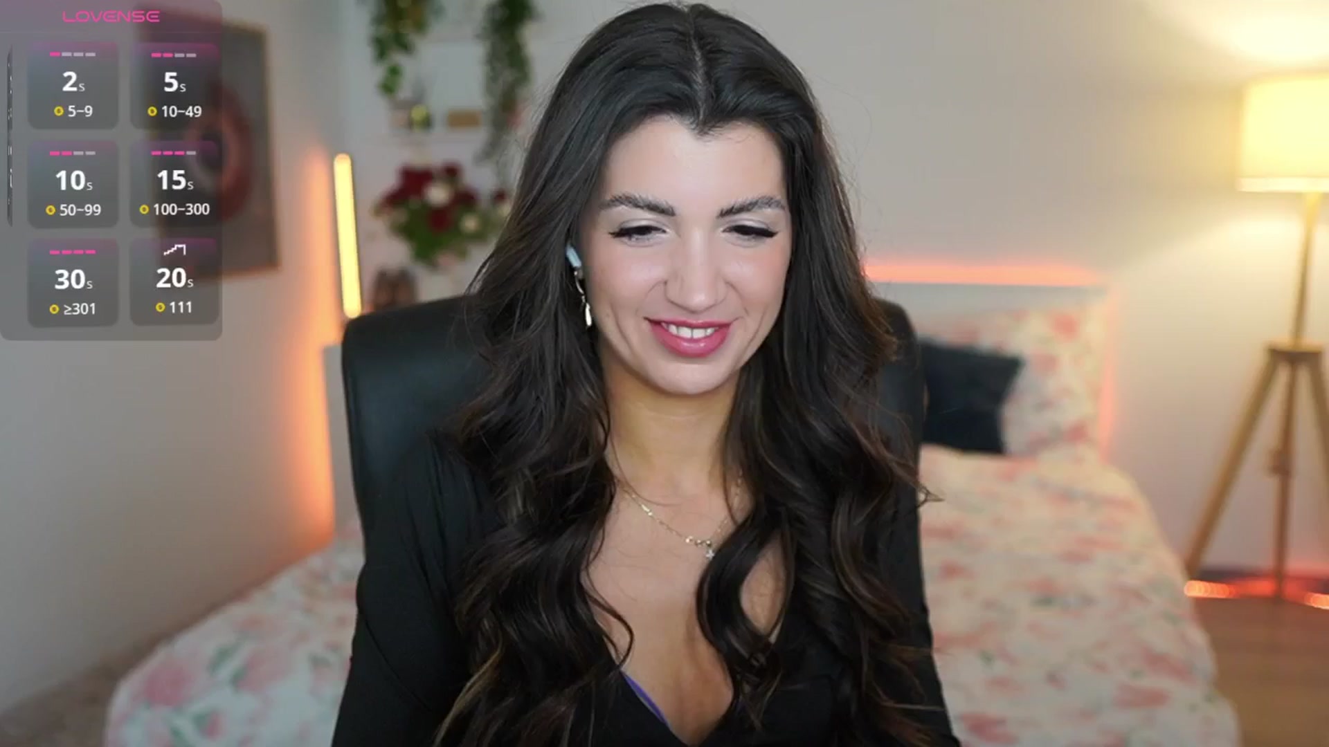 Gallery image thumbnail from Julia_Roca's myfreecams stream on, 03/09/2025, 24:26 image 7 of 20