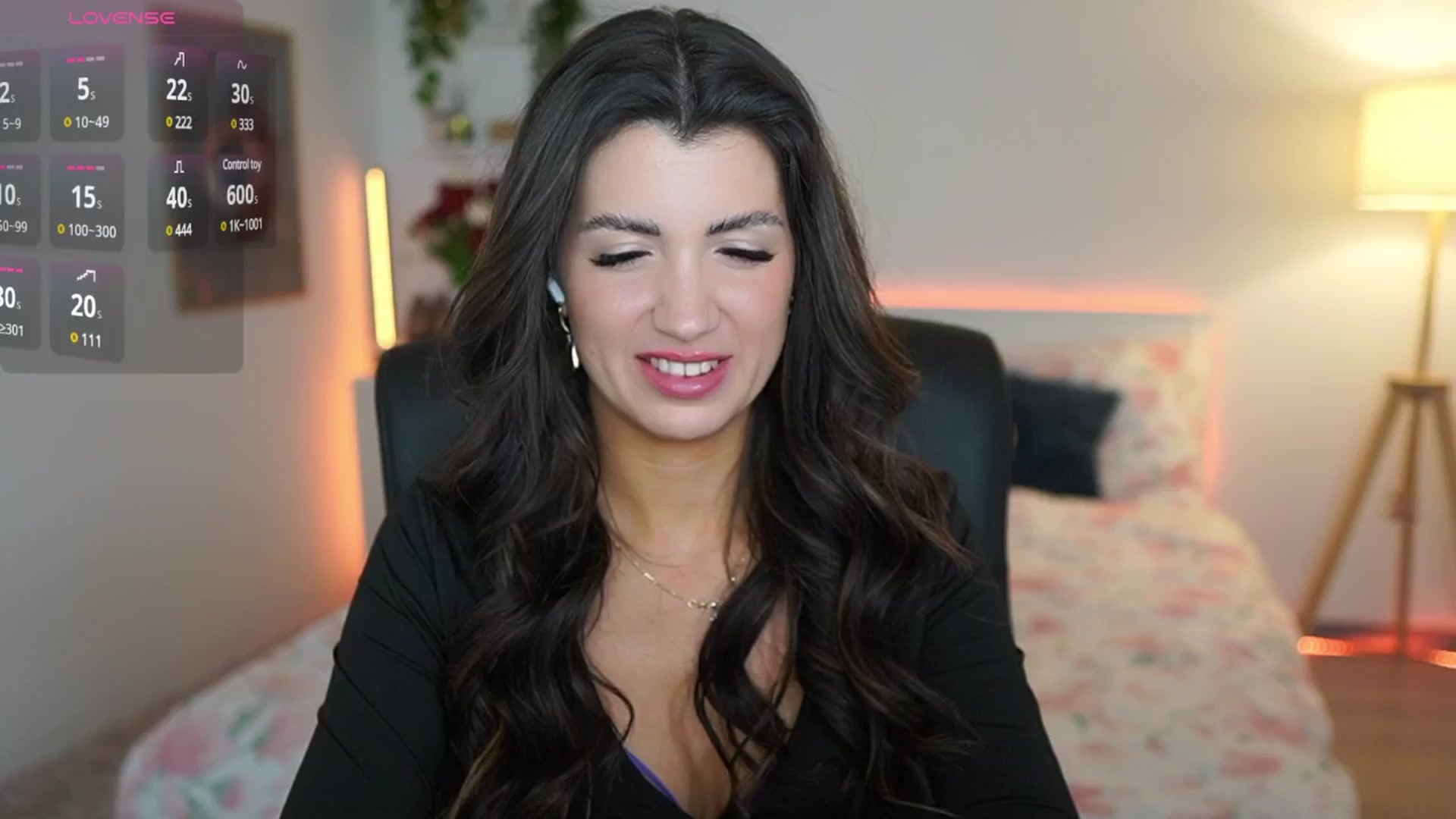 Gallery image thumbnail from Julia_Roca's myfreecams stream on, 03/09/2025, 24:26 image 14 of 20