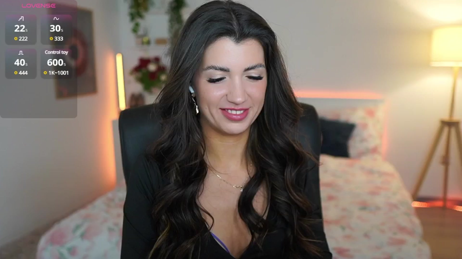 Gallery image thumbnail from Julia_Roca's myfreecams stream on, 03/09/2025, 24:26 image 4 of 20