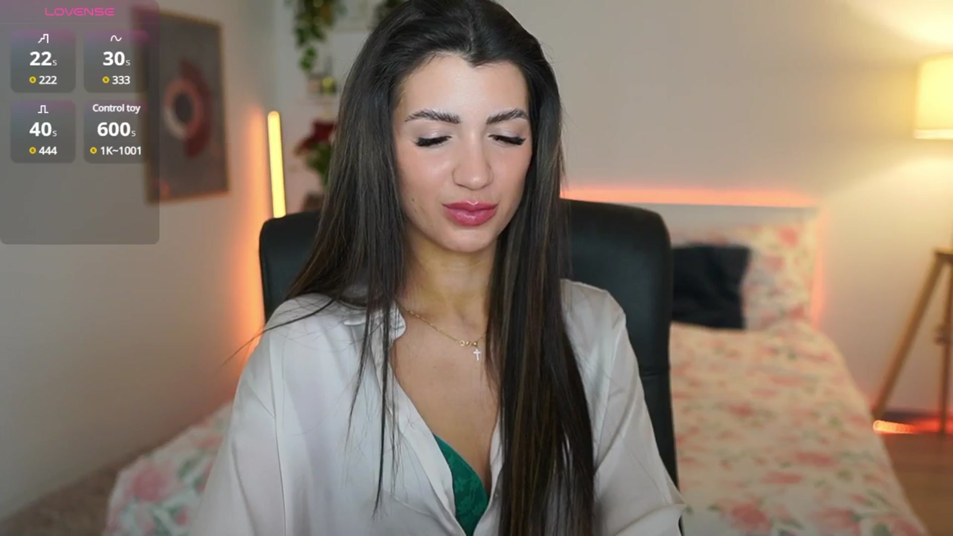 Gallery image thumbnail from Julia_Roca's myfreecams stream on, 03/12/2025, 20:17 image 5 of 20