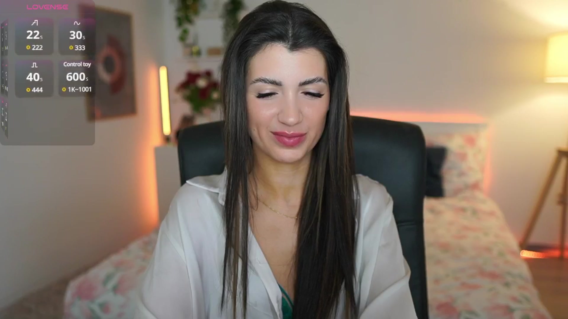 Gallery image thumbnail from Julia_Roca's myfreecams stream on, 03/12/2025, 20:17 image 14 of 20