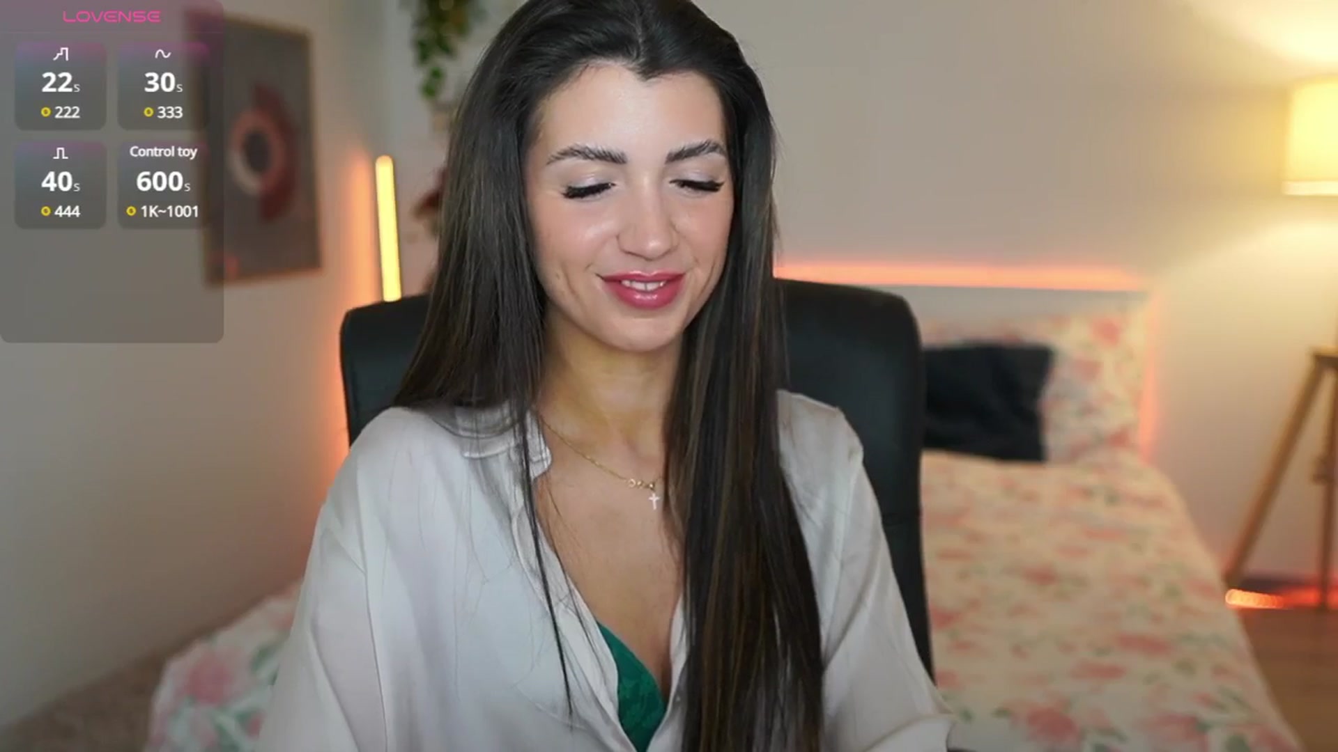 Gallery image thumbnail from Julia_Roca's myfreecams stream on, 03/12/2025, 20:17 image 4 of 20
