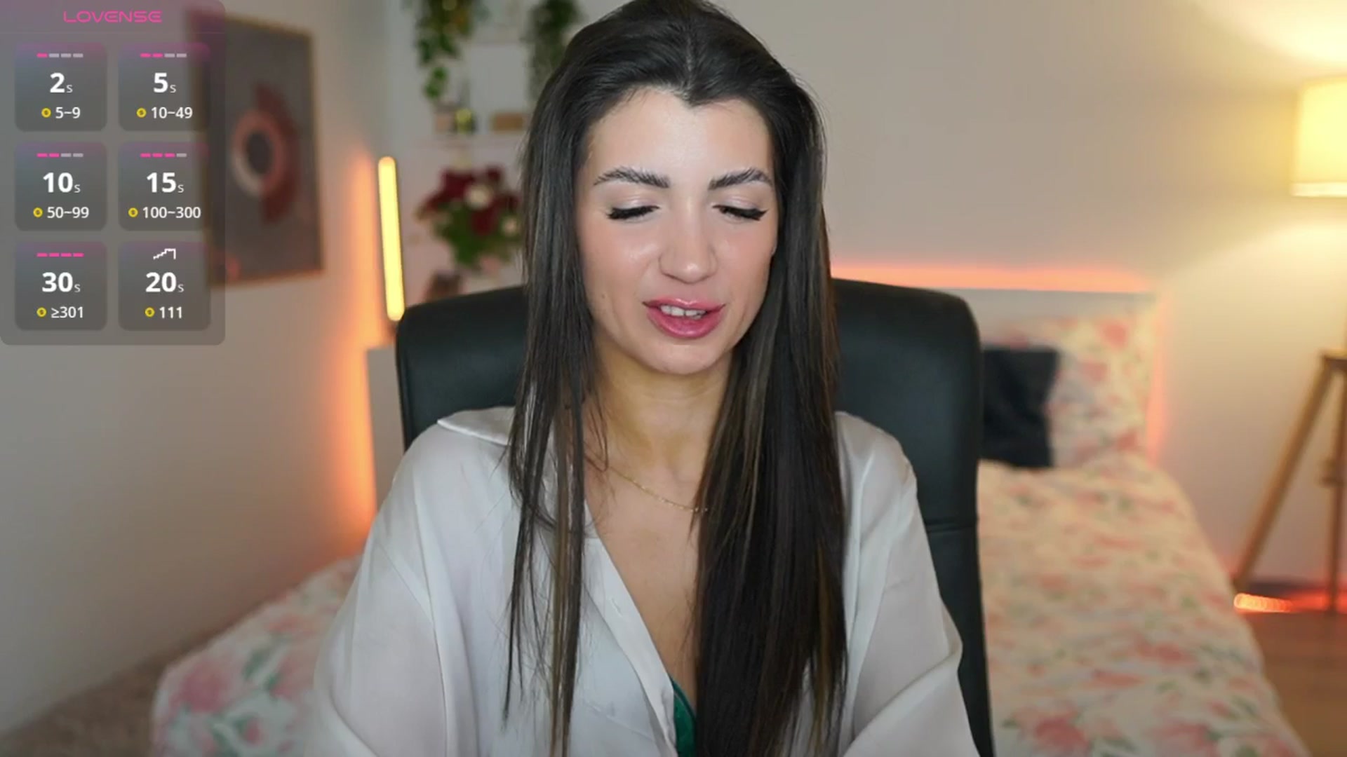 Gallery image thumbnail from Julia_Roca's myfreecams stream on, 03/12/2025, 20:17 image 12 of 20