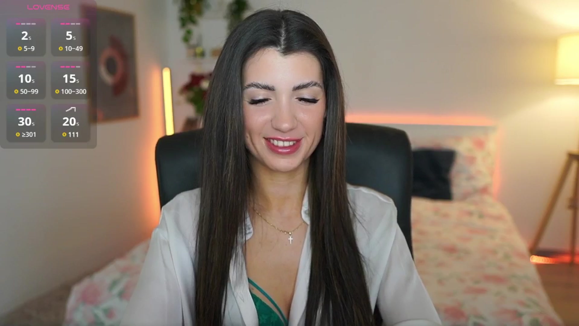 Gallery image thumbnail from Julia_Roca's myfreecams stream on, 03/12/2025, 20:17 image 2 of 20