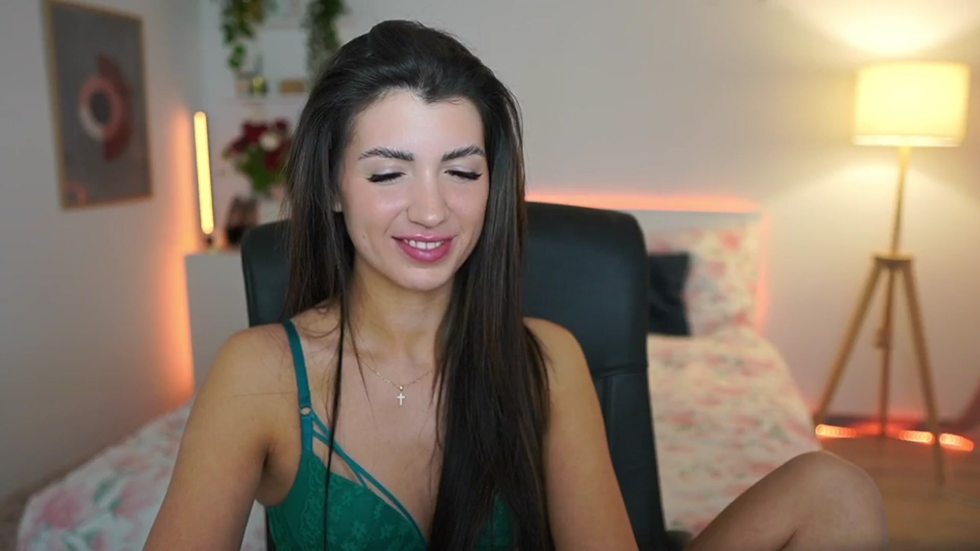 Gallery image thumbnail from Julia_Roca's myfreecams stream on, 03/12/2025, 23:21 image 11 of 20