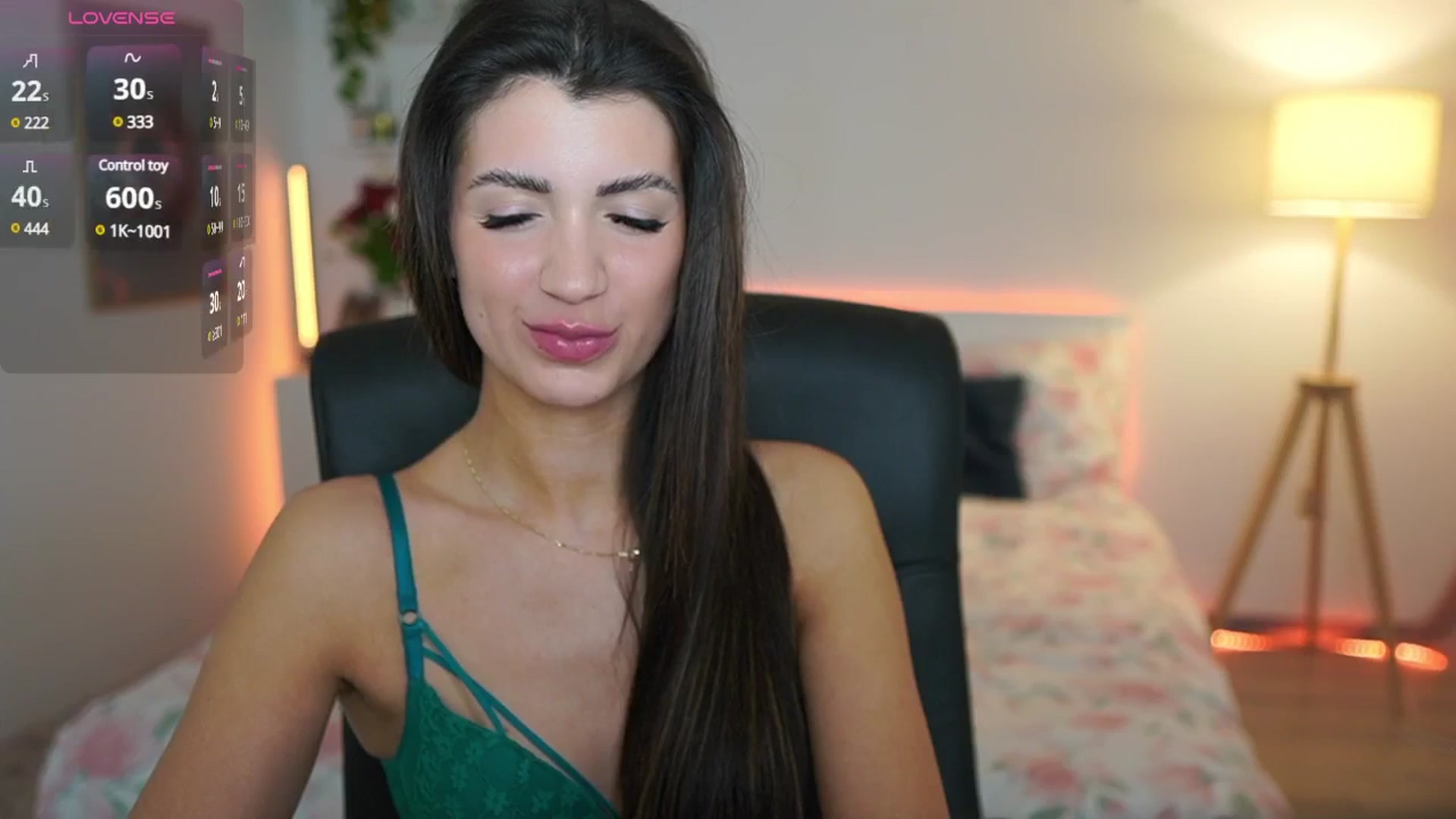 Gallery image thumbnail from Julia_Roca's myfreecams stream on, 03/13/2025, 24:26 image 7 of 20