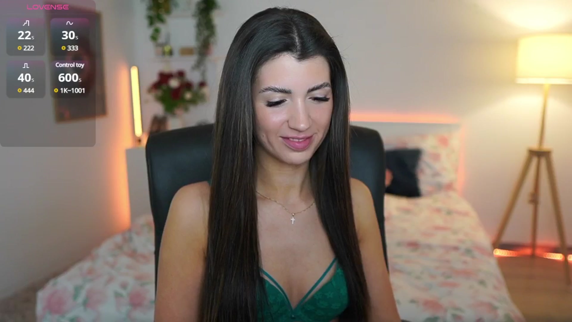 Gallery image thumbnail from Julia_Roca's myfreecams stream on, 03/13/2025, 24:26 image 18 of 20