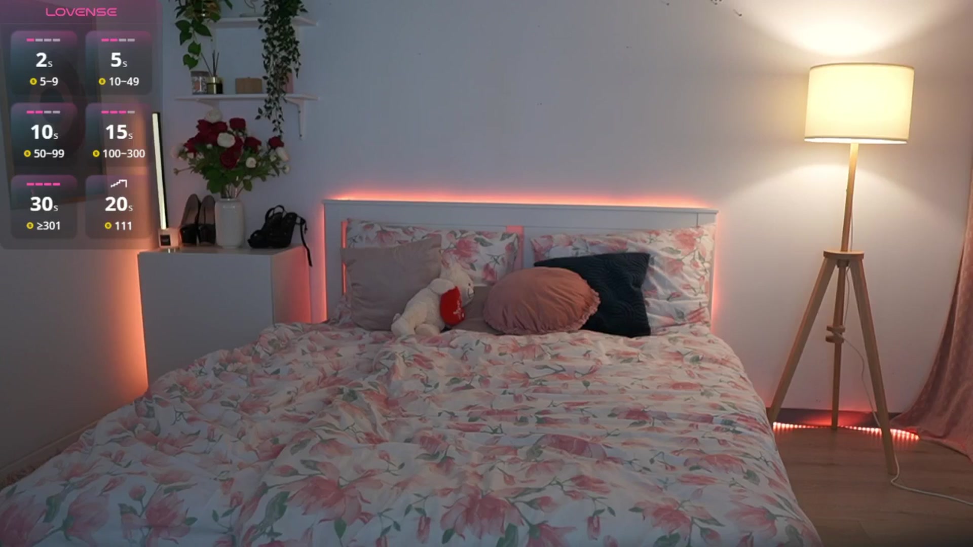 Gallery image thumbnail from Julia_Roca's myfreecams stream on, 03/13/2025, 24:26 image 11 of 20