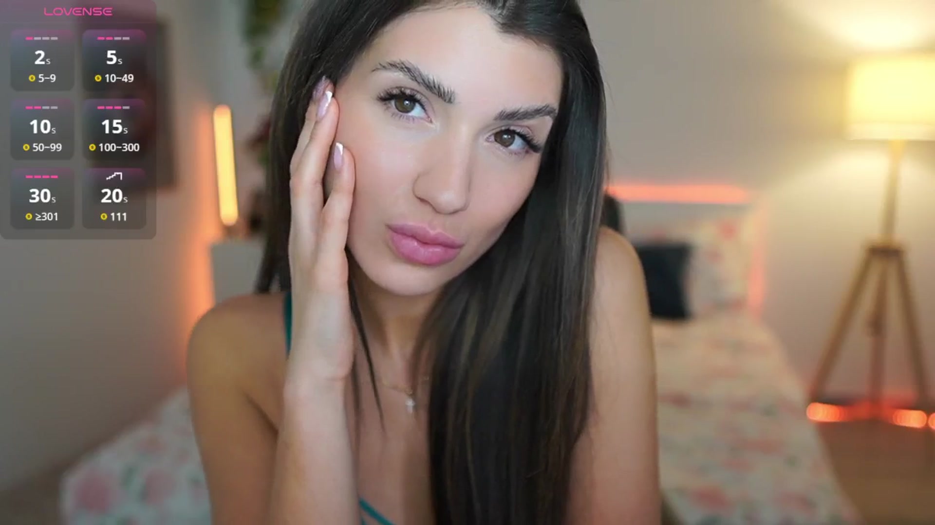 Gallery image thumbnail from Julia_Roca's myfreecams stream on, 03/13/2025, 24:26 image 14 of 20