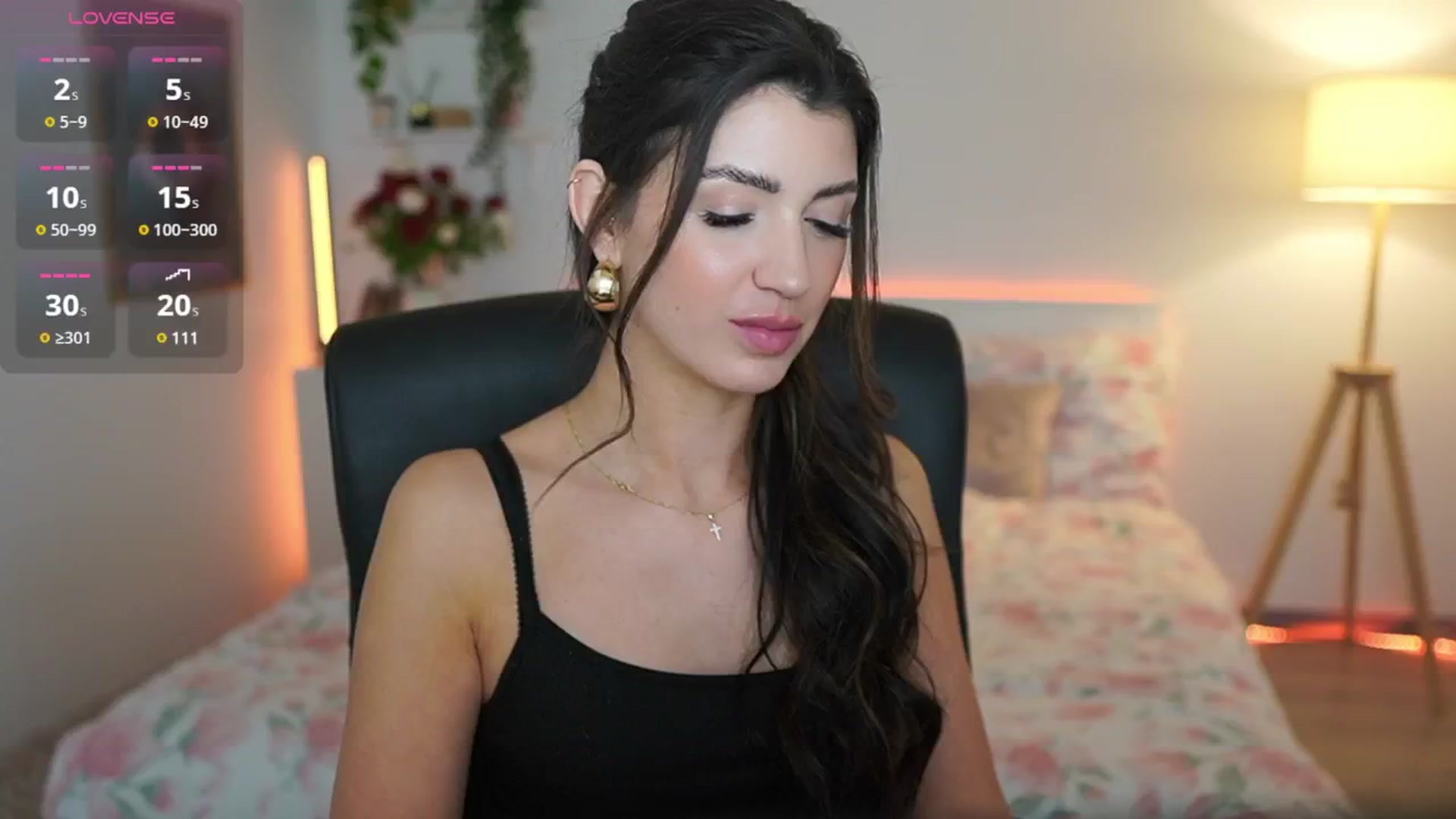 Gallery image thumbnail from Julia_Roca's myfreecams stream on, 03/14/2025, 23:03 image 16 of 20