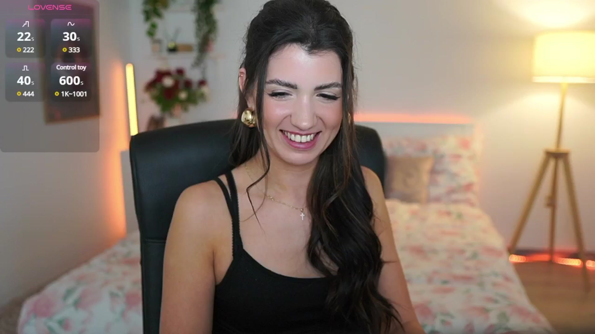 Gallery image thumbnail from Julia_Roca's myfreecams stream on, 03/14/2025, 23:03 image 14 of 20