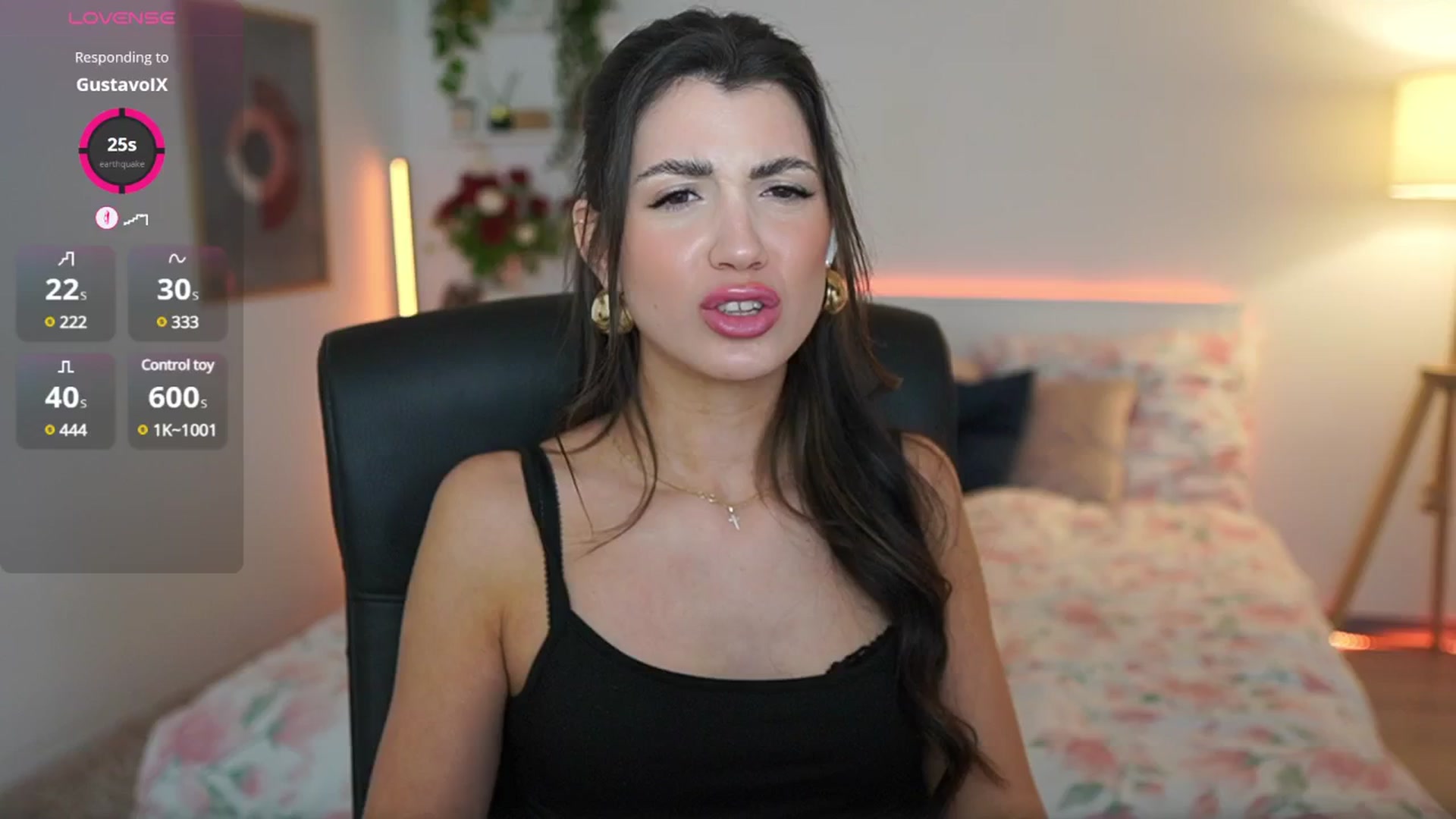Gallery image thumbnail from Julia_Roca's myfreecams stream on, 03/14/2025, 23:03 image 6 of 20