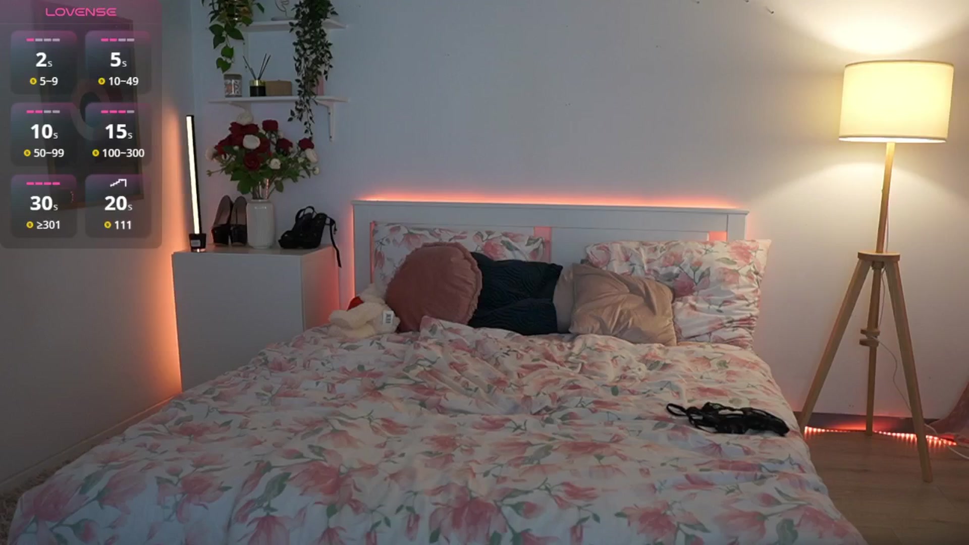 Gallery image thumbnail from Julia_Roca's myfreecams stream on, 03/16/2025, 24:39 image 18 of 20