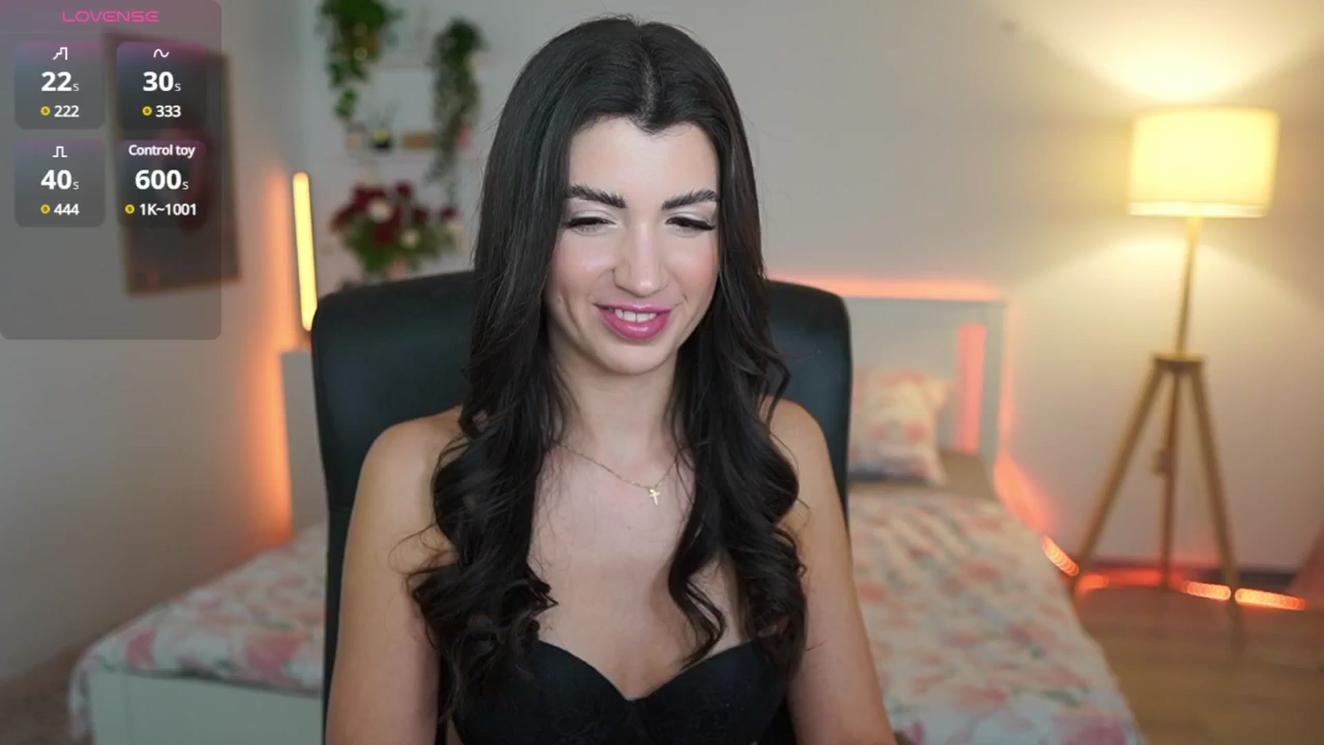 Gallery image thumbnail from Julia_Roca's myfreecams stream on, 03/21/2025, 24:31 image 6 of 20